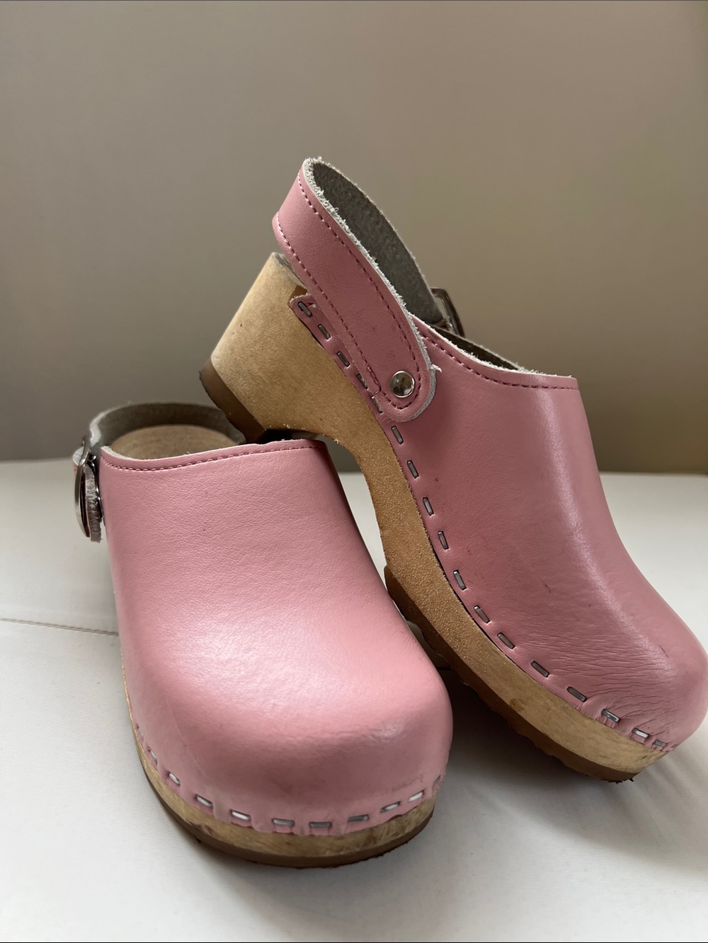 Haga Toffeln Kids 27 Pink Leather Slingback Clogs